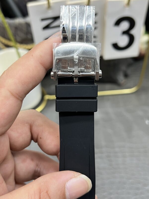 Breitling Chronomat (COMPLICATIONS)