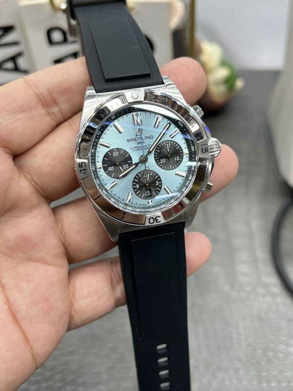 Breitling Chronomat (COMPLICATIONS)