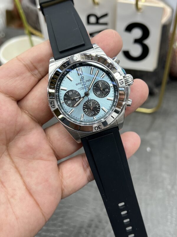Breitling Chronomat (COMPLICATIONS)