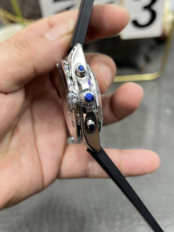 Breitling Chronomat (COMPLICATIONS)