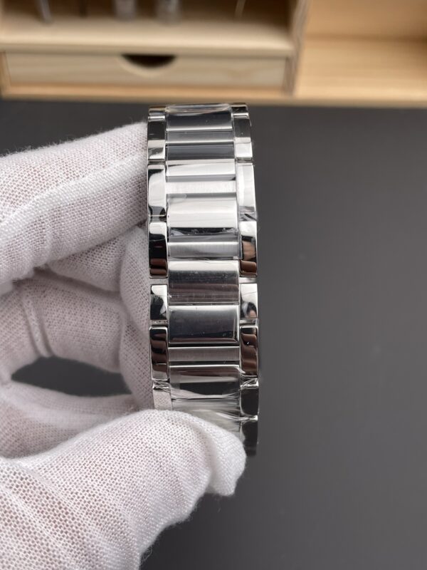 i1748112472429_5190_0_7-3.jpg Cartier Tank (TANK)