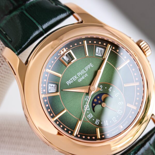 Patek Philippe Watch 5205 Blue