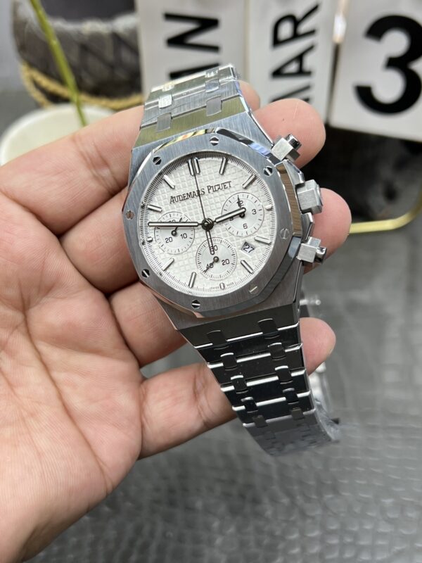 Audemars Piguet Royal Oak 26240 White