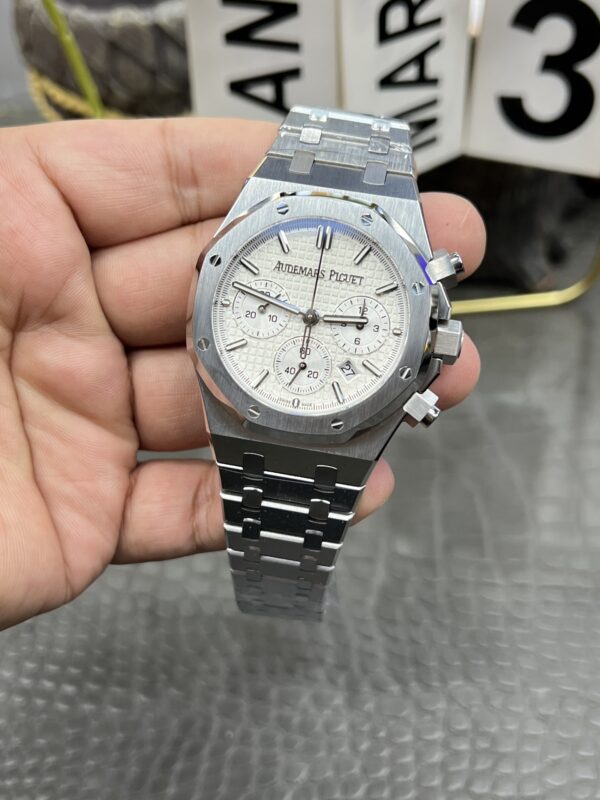 Audemars Piguet Royal Oak 26240 White