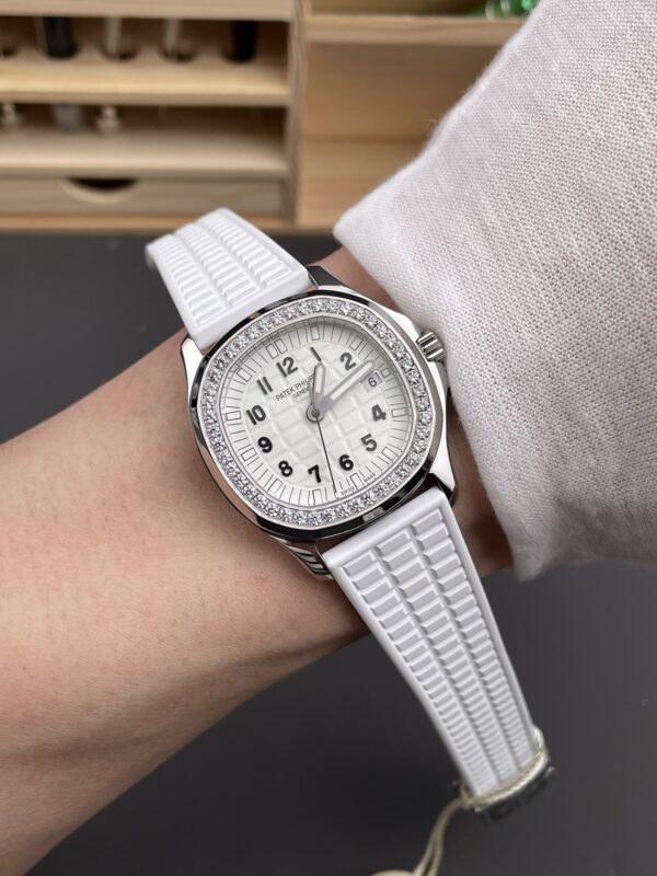 Patek Philippe Aquanaut 5067 White