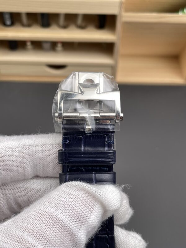 Vacheron Constantin Overseas 47040 Blue
