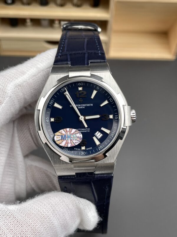 Vacheron Constantin Overseas 47040 Blue