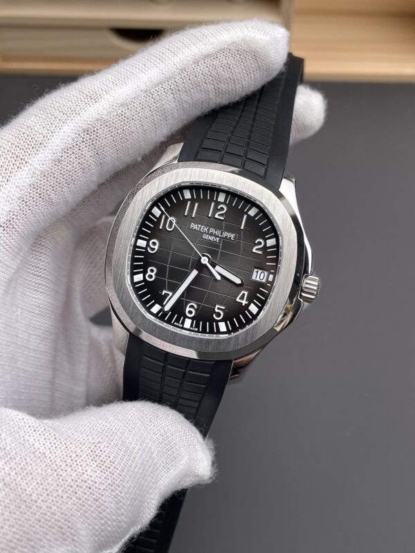 Patek Philippe Aquanaut 5167A Black