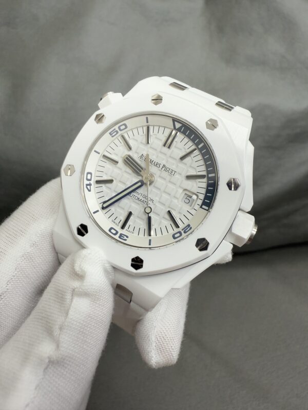 Audemars Piguet Watch 15707 White