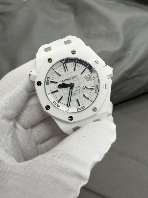 Audemars Piguet Watch 15707 White