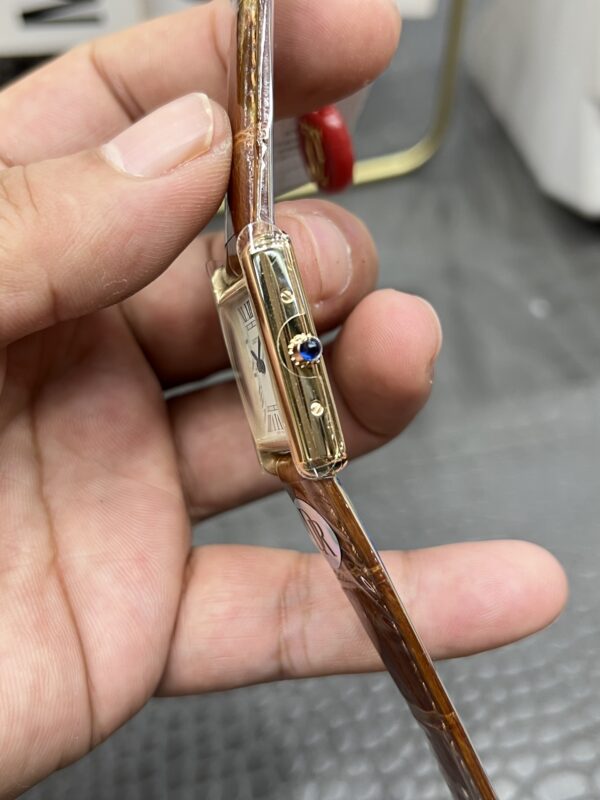 Cartier Tank (TANK) Rose Gold