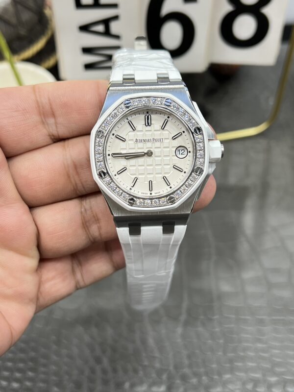 Audemars Piguet Royal Oak Offshore (ROYAL OAK) White