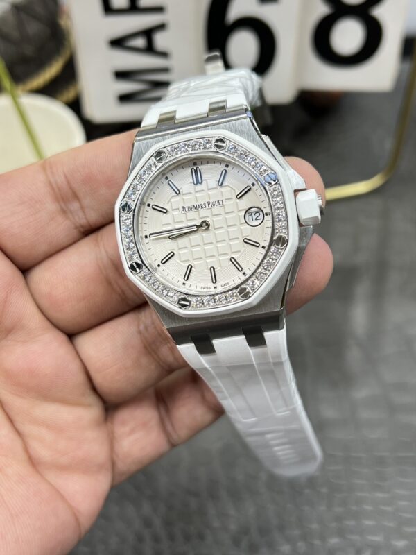 Audemars Piguet Royal Oak Offshore (ROYAL OAK) White