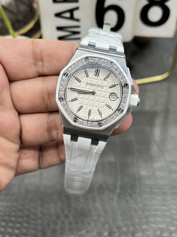 Audemars Piguet Royal Oak Offshore (ROYAL OAK) White