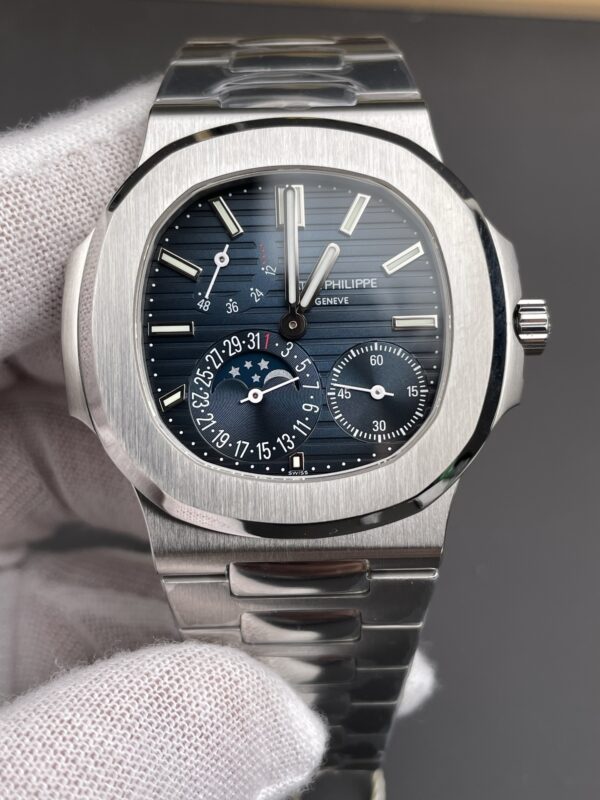 Patek Philippe Nautilus 5712 Blue