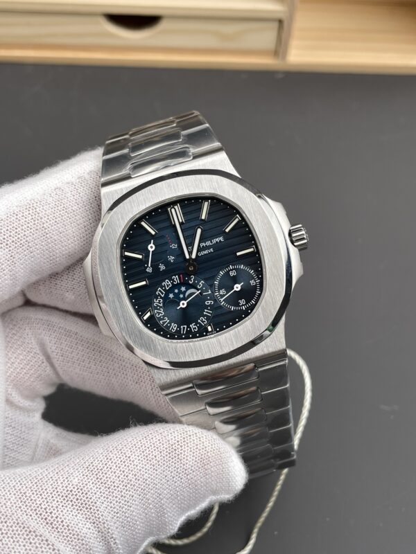 Patek Philippe Nautilus 5712 Blue