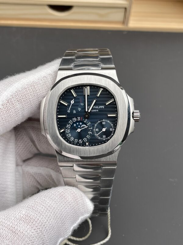 Patek Philippe Nautilus 5712 Blue