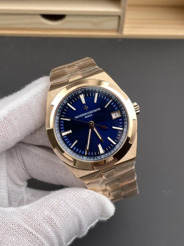 Patek Philippe Overseas 4500V Blue