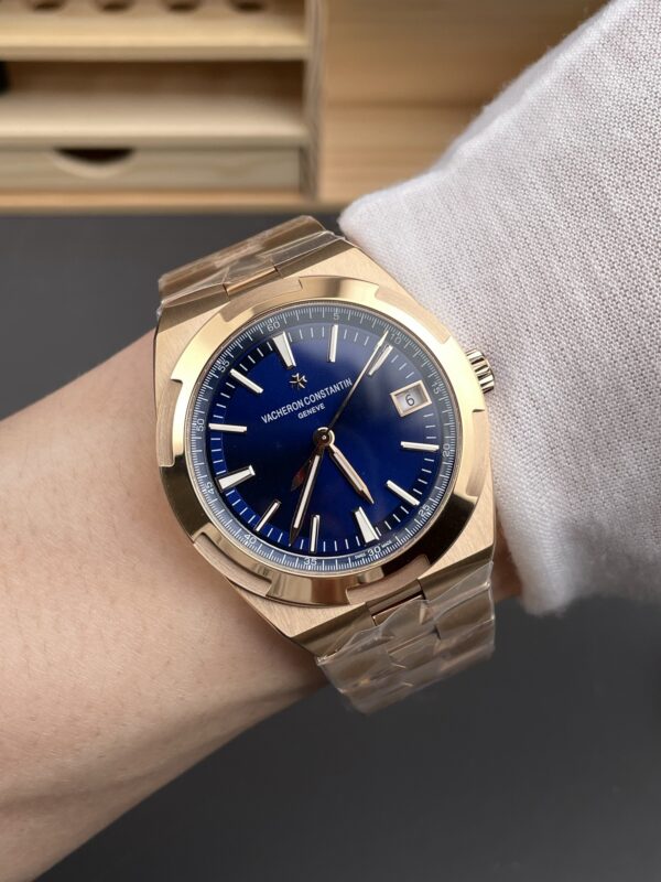 Patek Philippe Overseas 4500V Blue