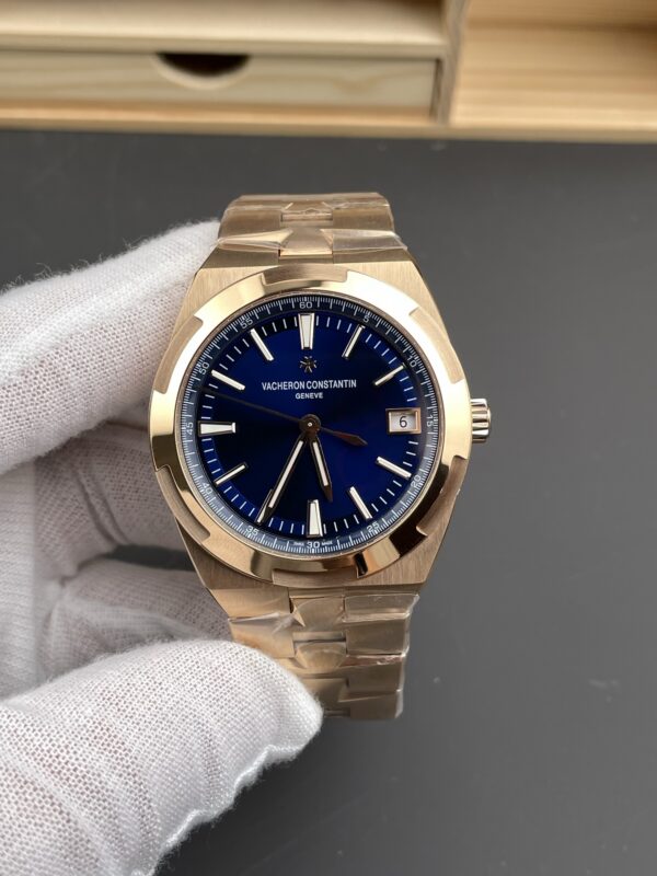 Patek Philippe Overseas 4500V Blue