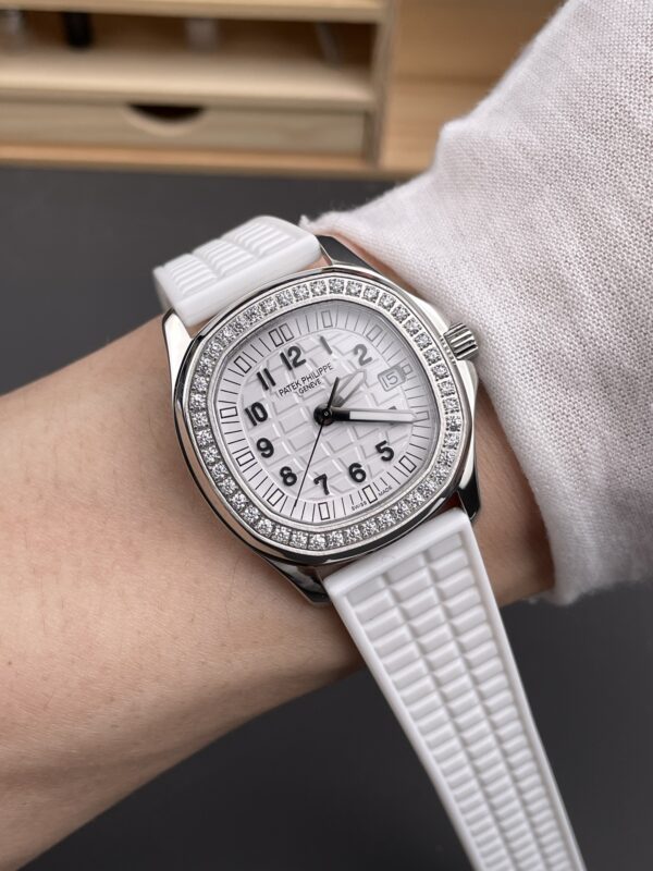 Patek Philippe Aquanaut 5067 White