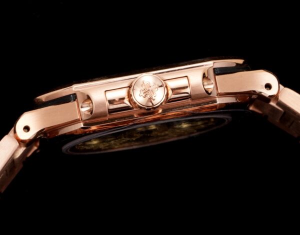 Patek Philippe Watch 7128 White