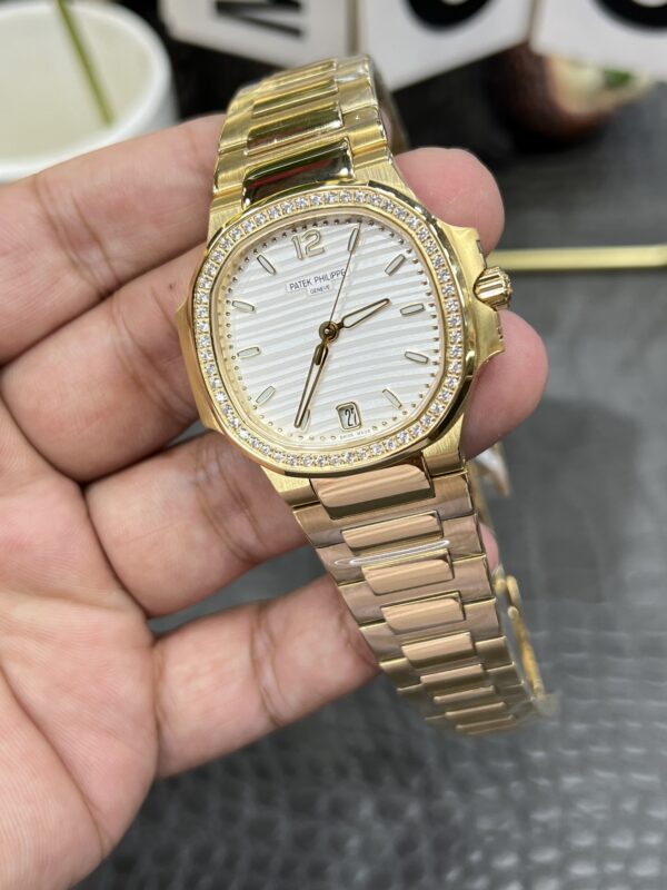 i1750474238804_8117_0_4-1.jpg Patek Philippe Nautilus (NAUTILUS)