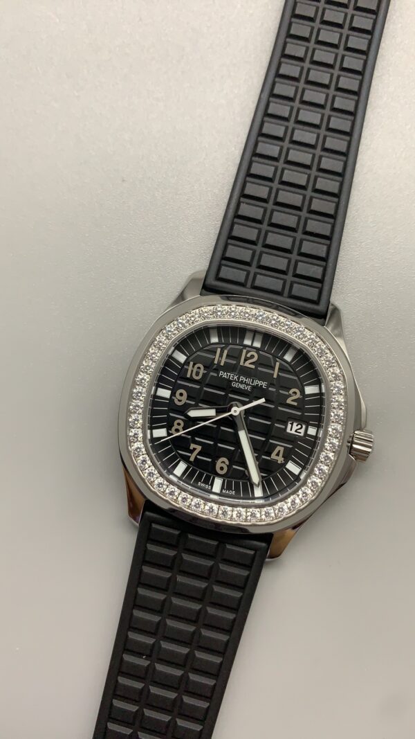 Patek Philippe Aquanaut (AQUANAUT)