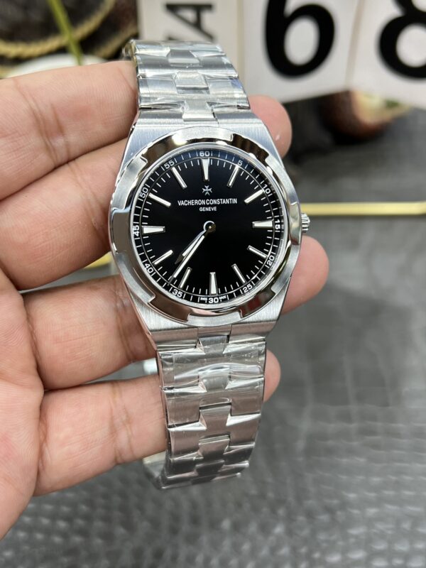 Vacheron Constantin Overseas 1120/1