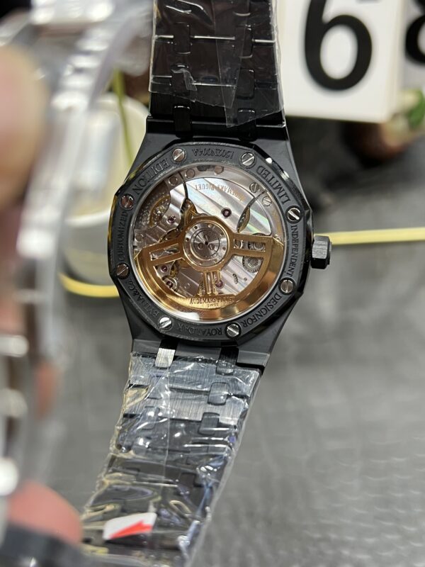 Audemars Piguet Royal Oak 15500 Black