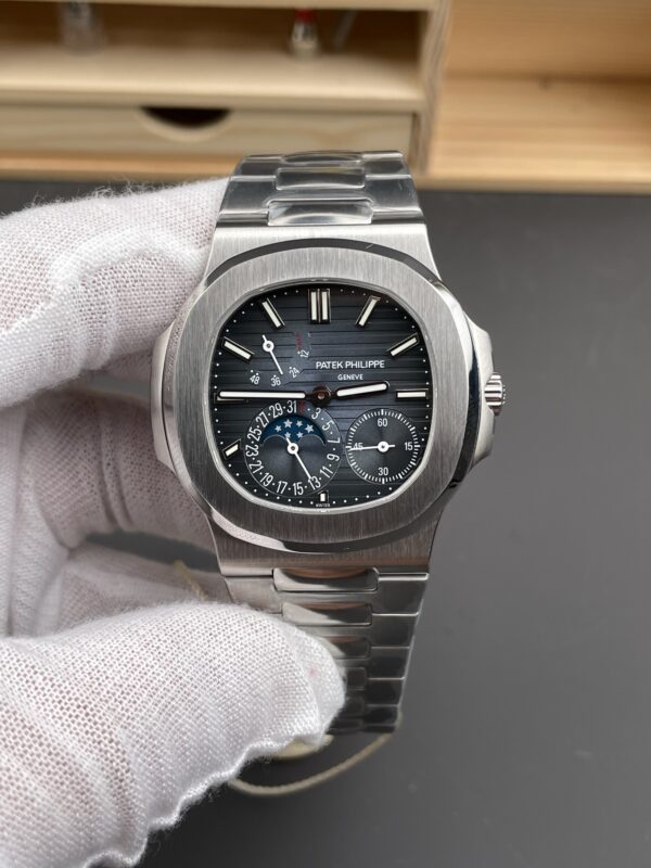 Patek Philippe Nautilus 5712 Blue