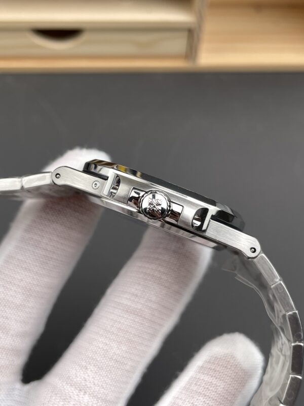 Patek Philippe Nautilus 5712 Blue