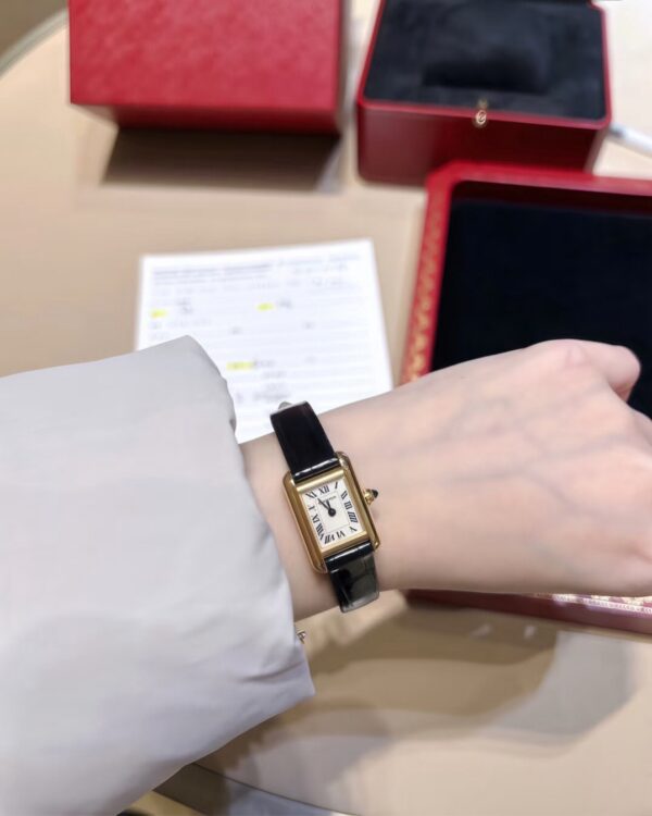 Cartier Tank (TANK)