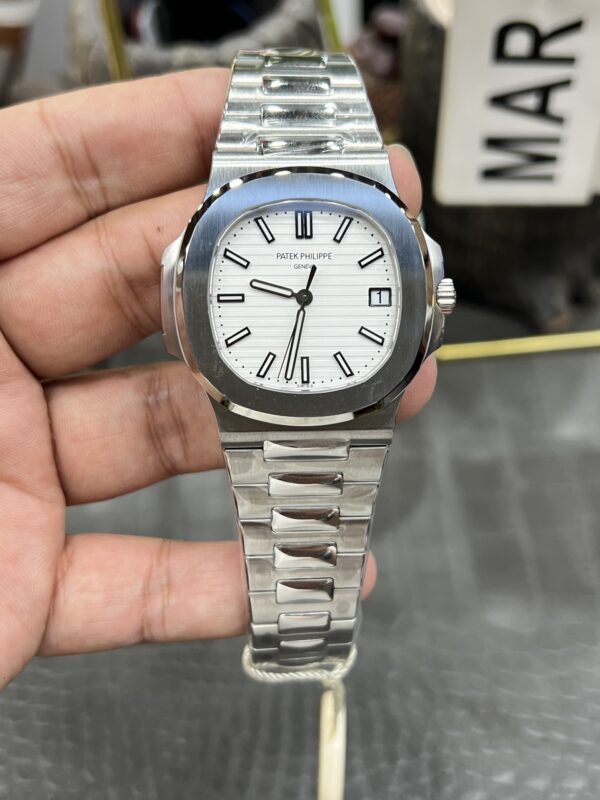 Patek Philippe Nautilus 5711 White