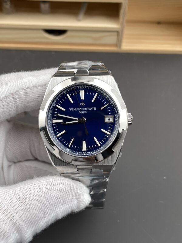 Vacheron Constantin Overseas 4500V Blue