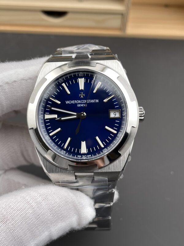 Vacheron Constantin Overseas 4500V Blue