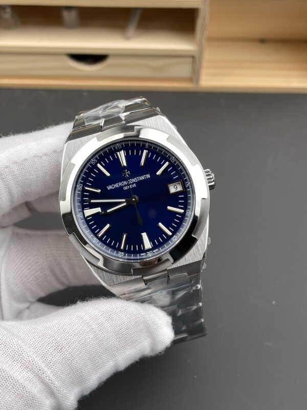 Vacheron Constantin Overseas 4500V Blue