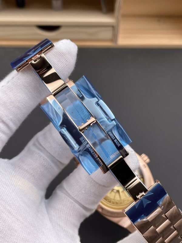 Vacheron Constantin Overseas 4500V Green