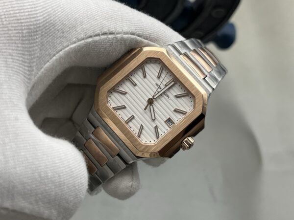 Patek Philippe Watch 5821 Yellow Gold