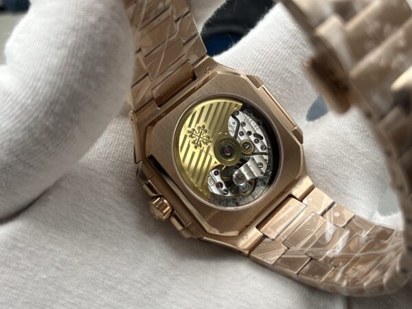Patek Philippe Watch 5821 Yellow Gold