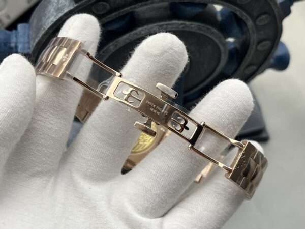 Patek Philippe Watch 5821 Yellow Gold