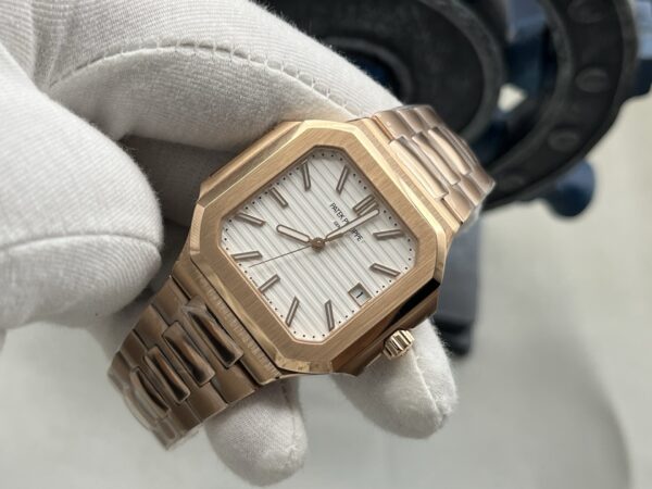 Patek Philippe Watch 5821 Yellow Gold