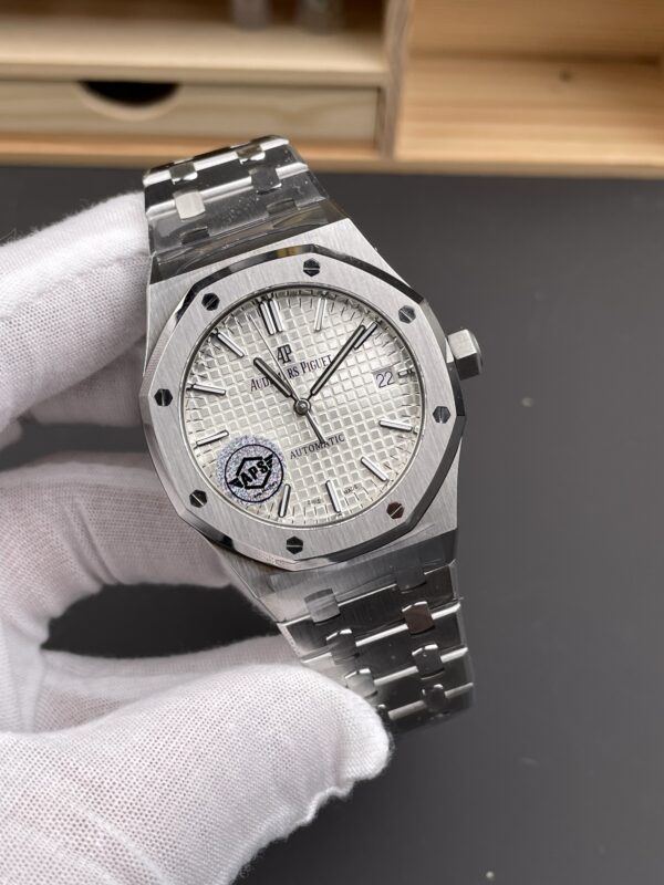 Audemars Piguet Royal Oak 15450 White