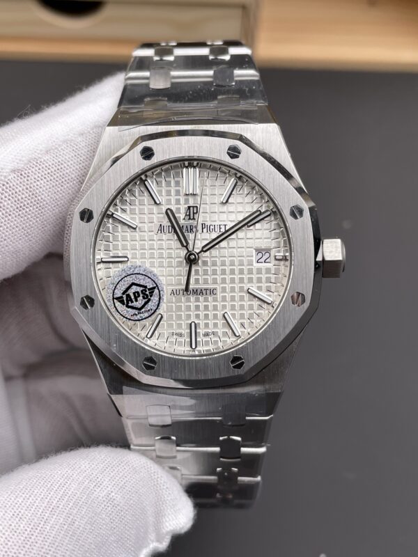 Audemars Piguet Royal Oak 15450 White