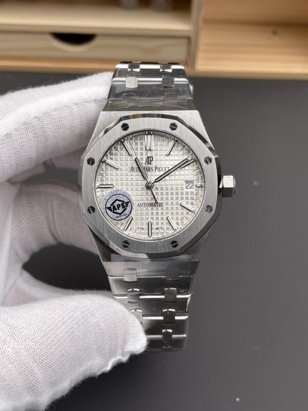 Audemars Piguet Royal Oak 15450 White