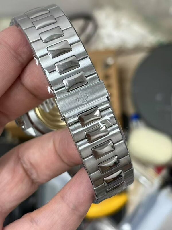 Patek Philippe Nautilus 5711