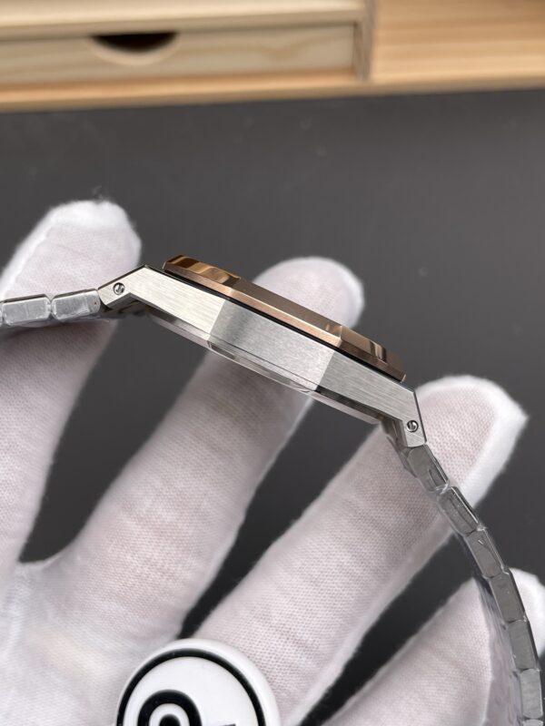 Audemars Piguet Royal Oak (ROYAL OAK) White