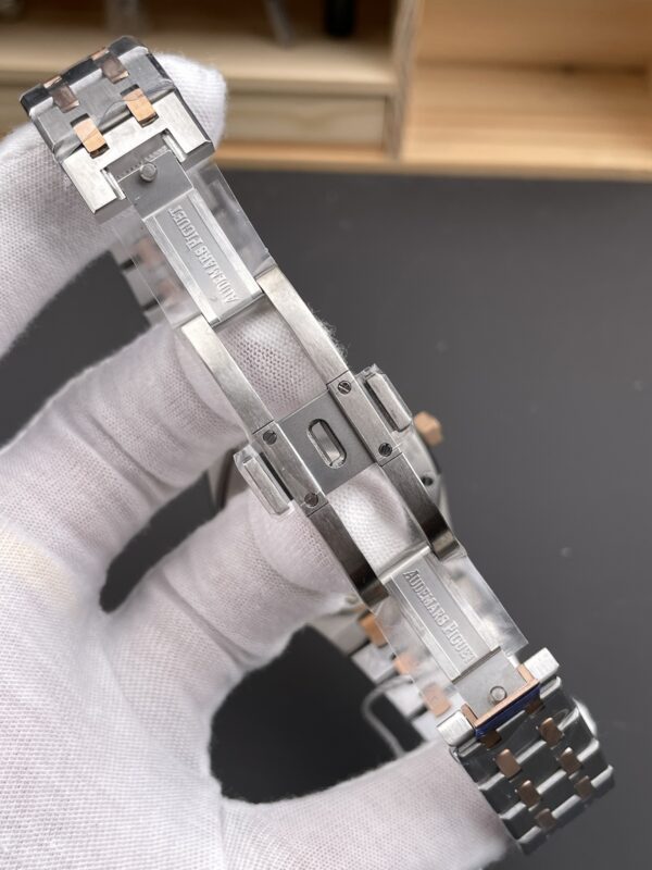 Audemars Piguet Royal Oak (ROYAL OAK) White