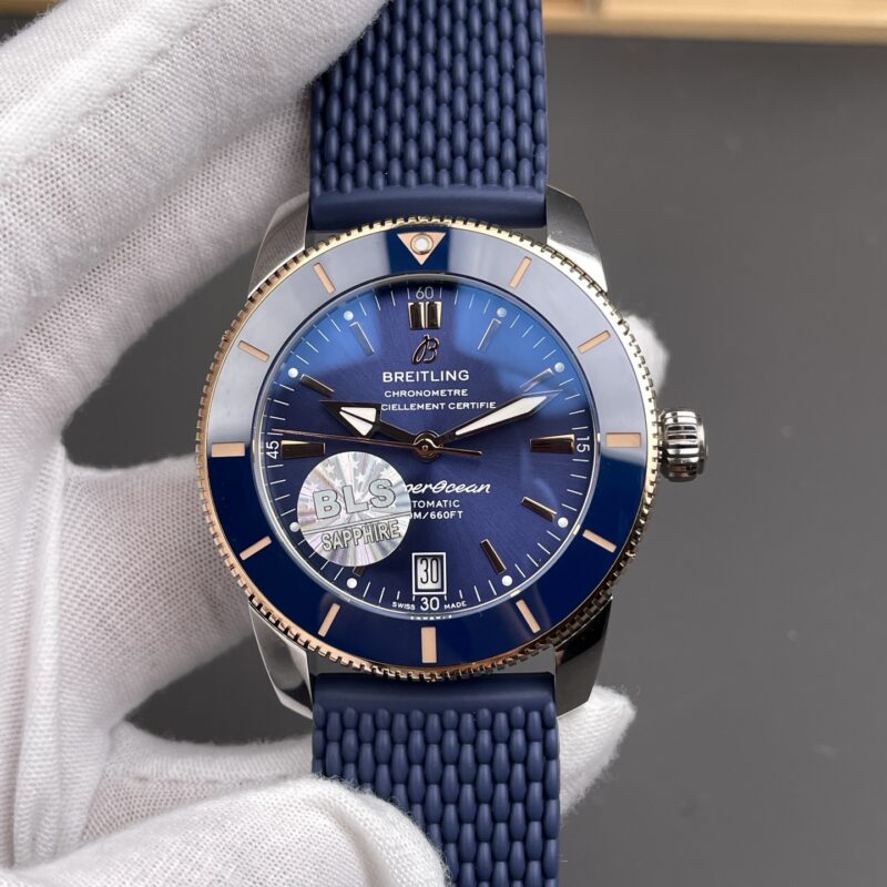 Breitling Superocean (SUPEROCEAN) Blue