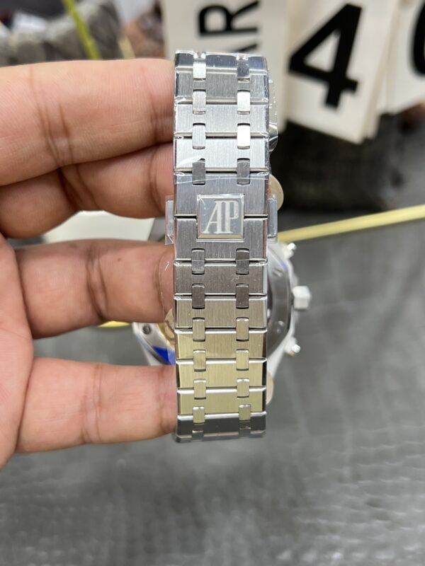 Audemars Piguet Watch 26240 White